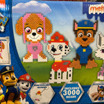 Paw patrol 3000 perler + plade, nøgleringe, og andet.