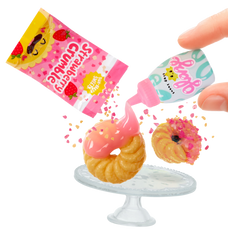 MGA's Miniverse Make It Mini Foods: Café