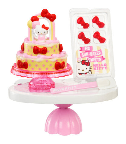 MGA's Miniverse Make It Mini Sanrio Hello Kitty