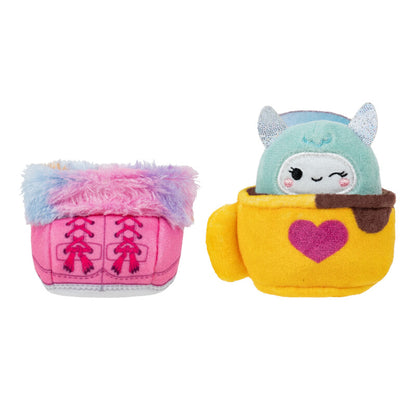 Squishmallows, som  kommer med 2 dele tematilbehør